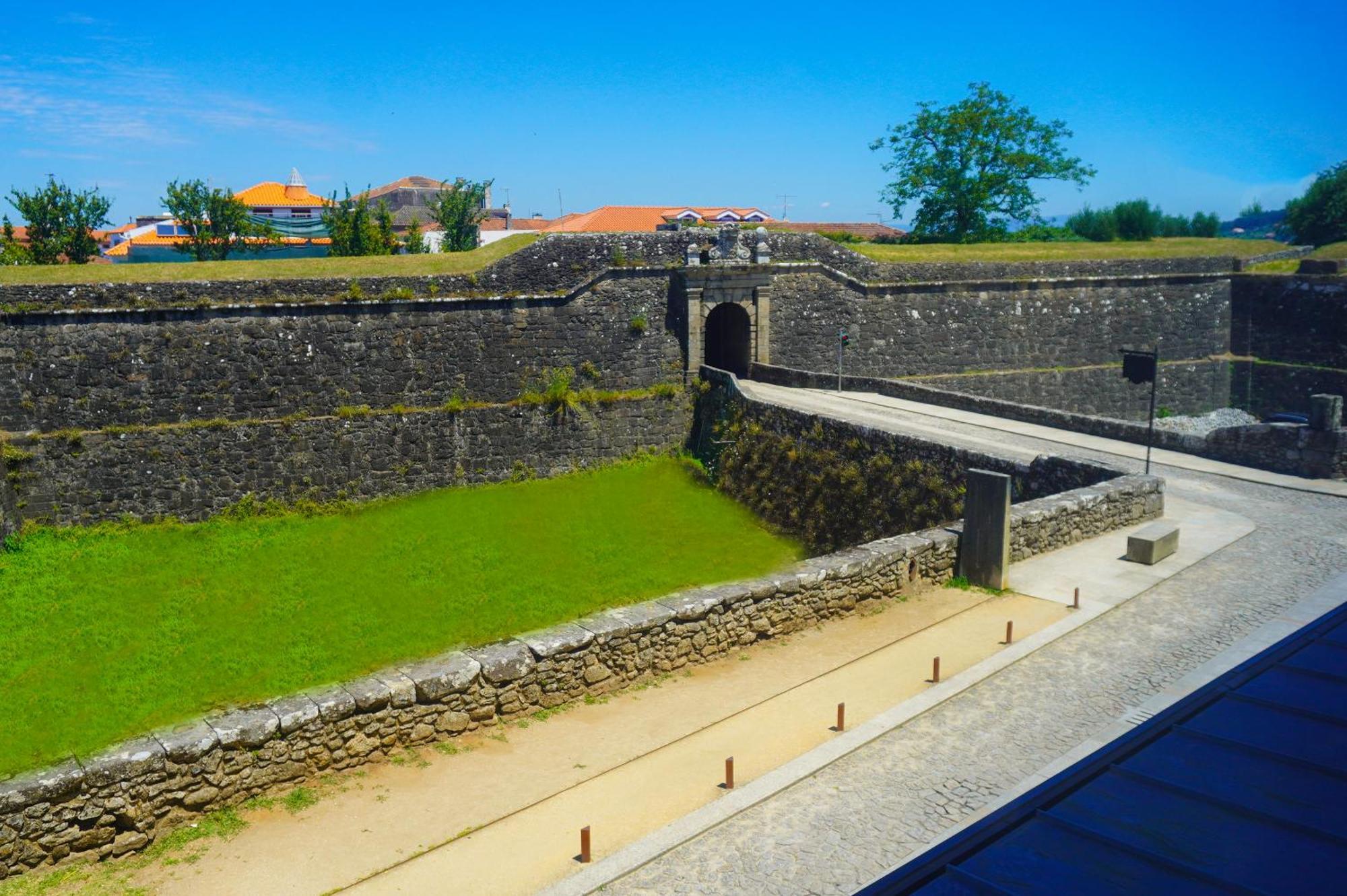 Alojamento Fortaleza Valenca Exterior photo